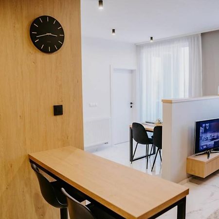 Apartment A&D Downtown ポプラト エクステリア 写真