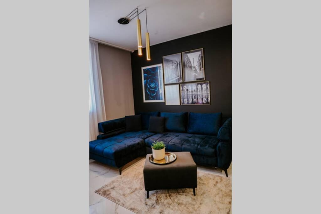 Apartment A&D Downtown ポプラト エクステリア 写真